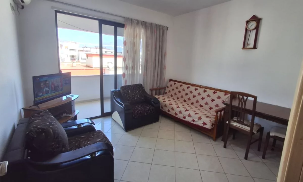 Shtepi me qera Apartament ne Tirane, 1+1, Mobilimi E mobiluar, Pagesa 40,000  Leke.