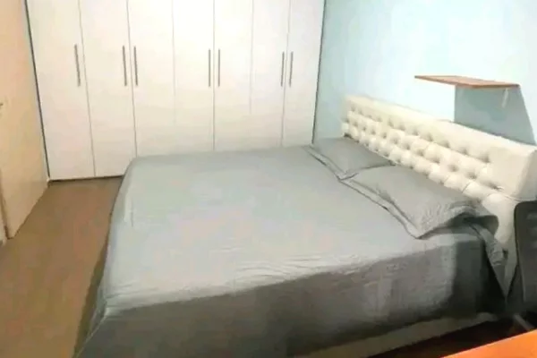 Shtepi me qera Apartament ne Tirane, 2+1, Mobilimi E mobiluar, Pagesa 40,000  Leke.