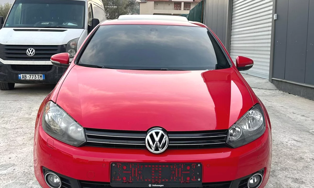 Auto in Vendita a Durazzo, Volkswagen, 2010 Diesel,Kambio Automatik Pagamento 6,400  Euro.