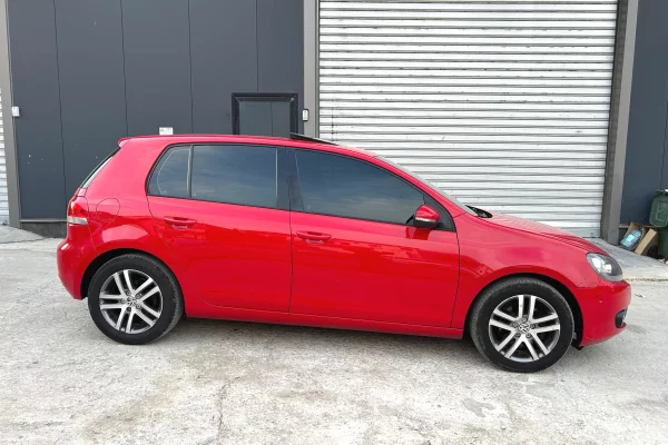 Auto in Vendita a Durazzo, Volkswagen, 2010 Diesel,Kambio Automatik Pagamento 6,400  Euro.