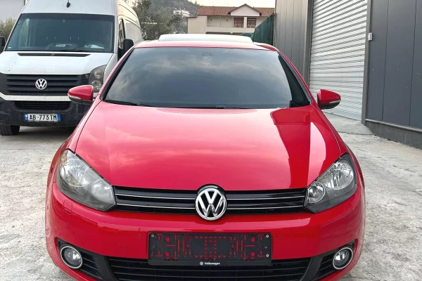 Auto in Vendita a Durazzo - 6,400 Euro