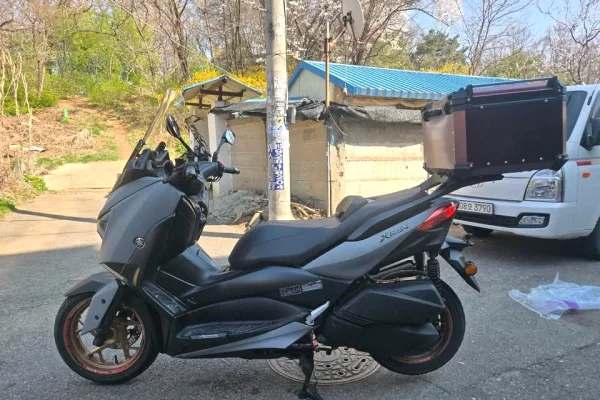 🏍️ Vjen me Porosi nga Korea – Yamaha X-Max 300 🇰🇷