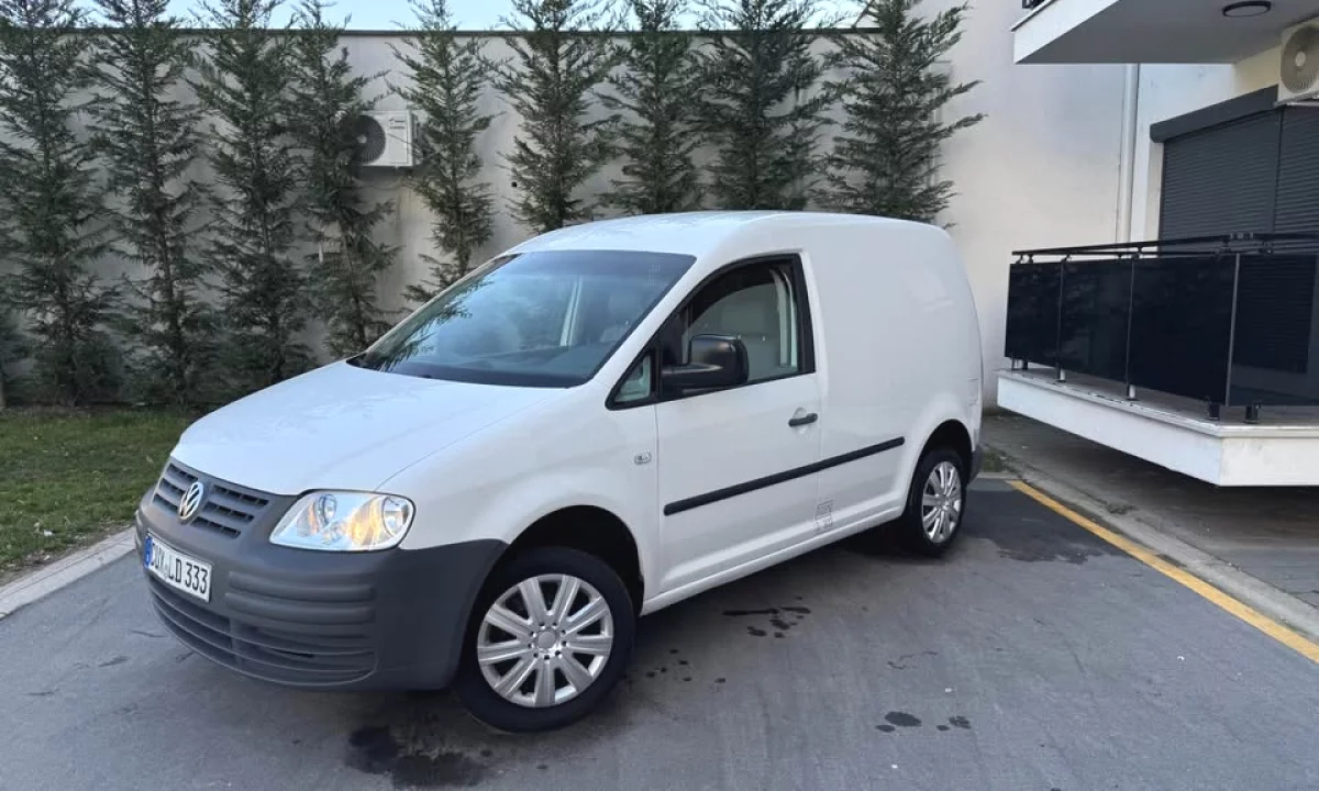 Auto in Vendita a Mitrovica, Volkswagen, 2007 Diesel,Kambio Manual Pagamento 3,650  Euro.