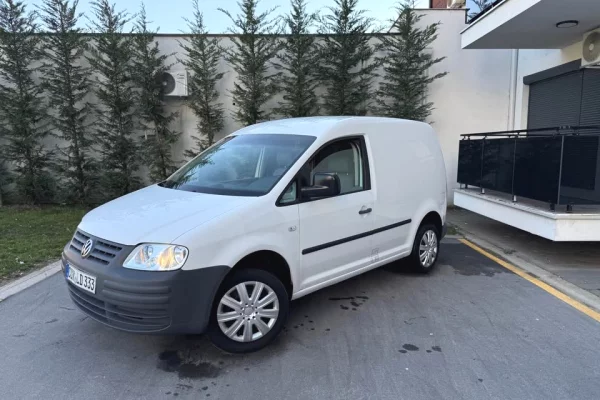 Auto in Vendita a Mitrovica - 3,650 Euro