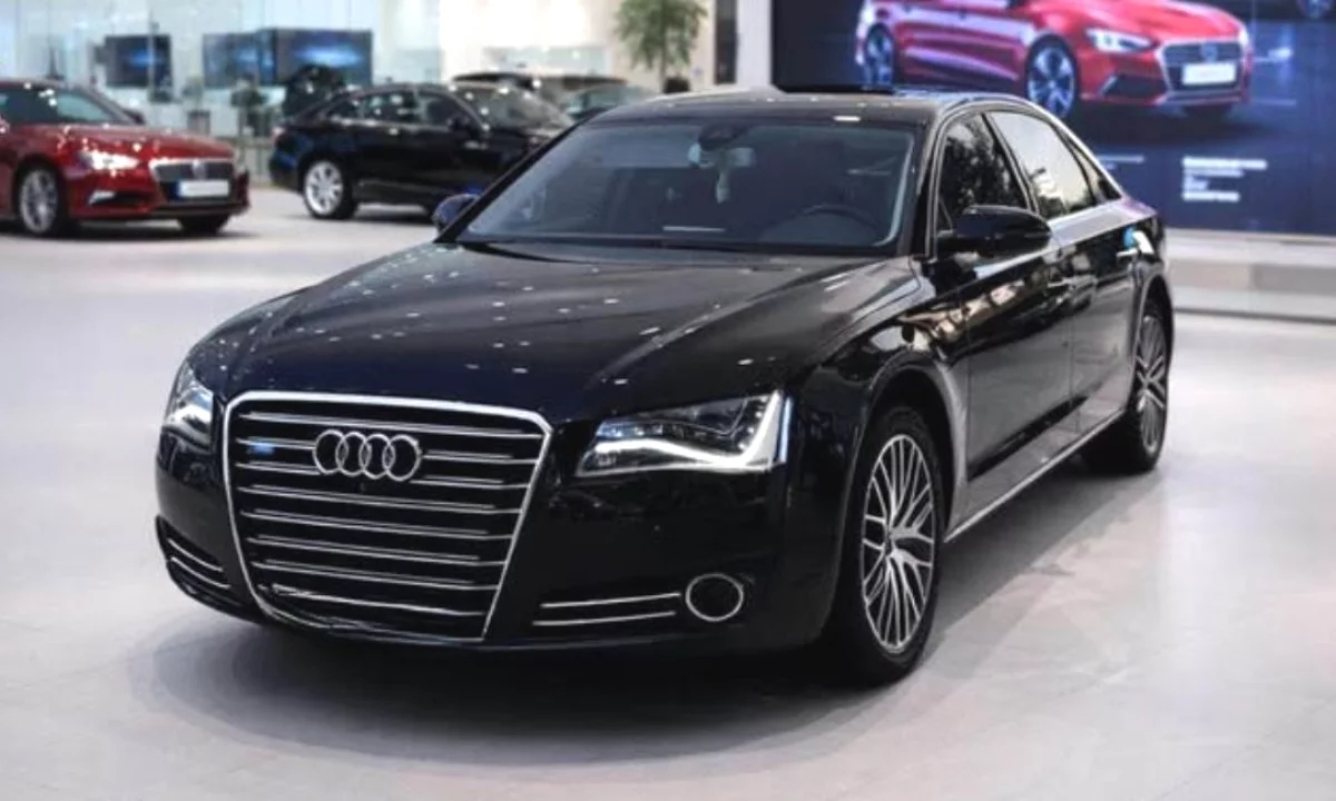 Auto in Vendita a Santa Quaranta, Audi, 2013 Diesel,Kambio Automatik Pagamento 15,500  Euro.