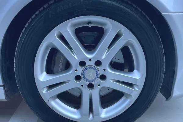 Auto in Vendita a Fier, Mercedes-Benz, 2007 Diesel,Kambio Automatik Pagamento 550,000  Leke.