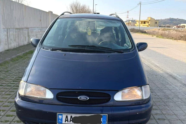 Auto in Vendita a Durazzo - 1,900 Euro