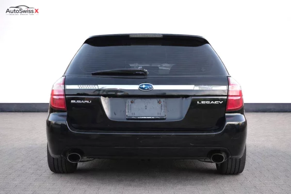 Makina ne shitje ne Elbasan, Subaru, 2009 Benzine,Kambio Automatik Pagesa 450,000  Leke.