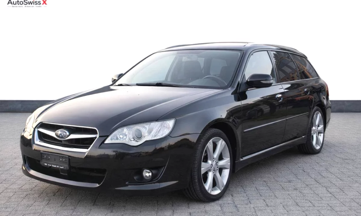 Makina ne shitje ne Elbasan, Subaru, 2009 Benzine,Kambio Automatik Pagesa 450,000  Leke.