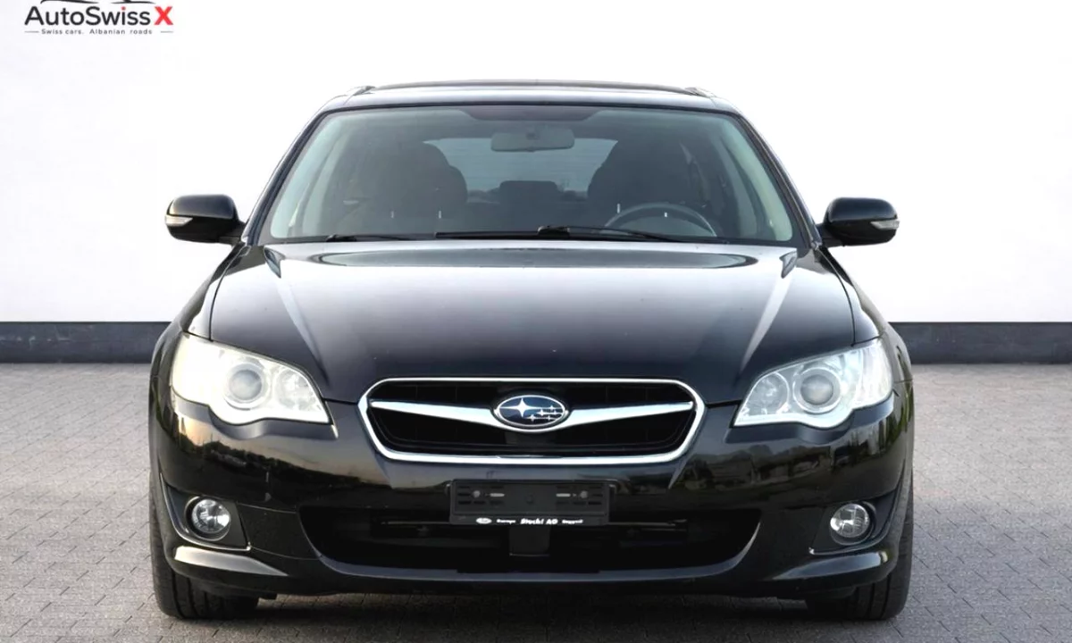 Makina ne shitje ne Elbasan, Subaru, 2009 Benzine,Kambio Automatik Pagesa 450,000  Leke.