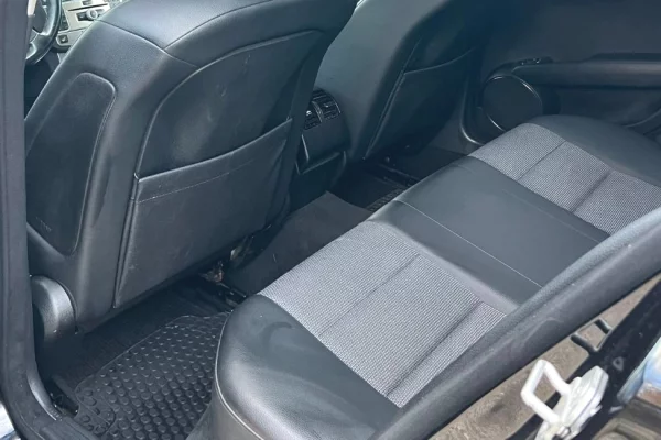 Cars for sale in Fier, Mercedes-Benz, 2009 gasoline-gas,Kambio Manual Payment 4,300  Euro.