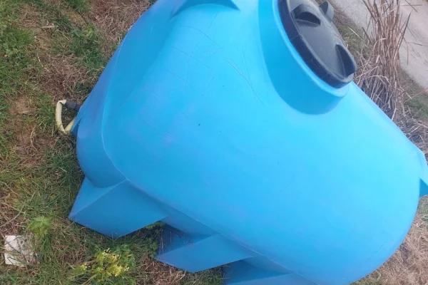 Artikuj te ndryshem ne Tirane - 9,000 Leke