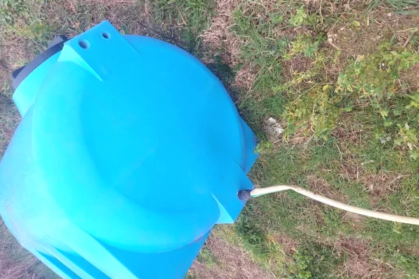 🚿 Shitet Depozite Uji – Super Gjendje 👌