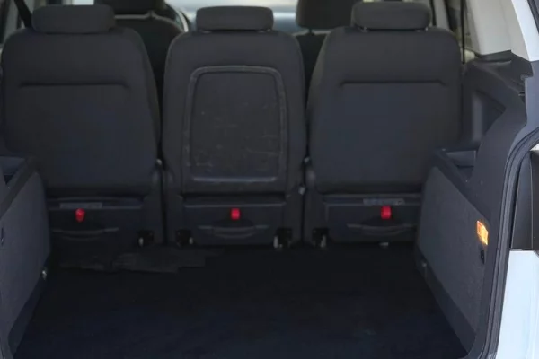 Makina ne shitje ne Elbasan, Volkswagen, 2012 Diesel,Kambio Automatik Pagesa 7,800  Euro.