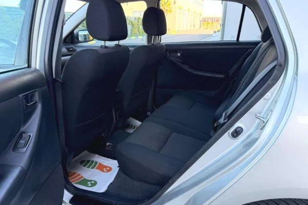 Makina ne shitje ne Tirane, Toyota, 2006 Diesel,Kambio Automatik Pagesa 4,500  Euro.