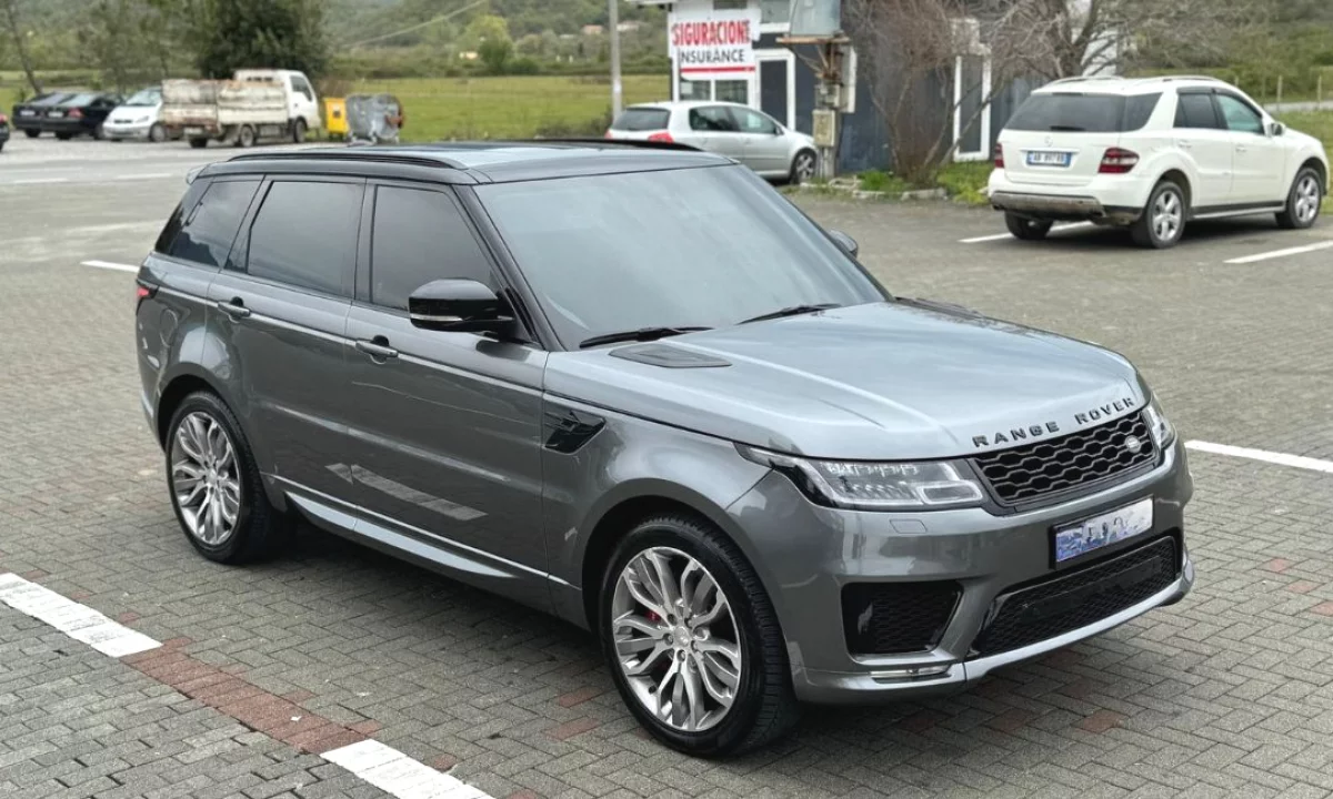 Makina ne shitje ne Shkoder, Rover, 2015 Diesel,Kambio Automatik Pagesa 22,500  Euro.