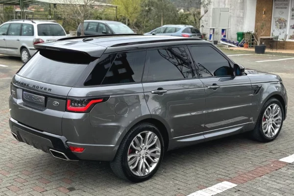 Makina ne shitje ne Shkoder, Rover, 2015 Diesel,Kambio Automatik Pagesa 22,500  Euro.