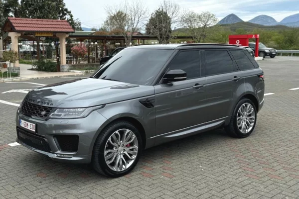Makina ne shitje ne Shkoder, Rover, 2015 Diesel,Kambio Automatik Pagesa 22,500  Euro.