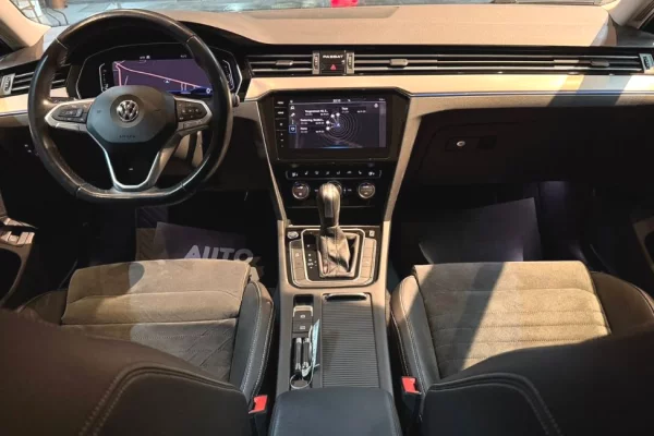 Makina ne shitje ne Prishtine, Volkswagen, 2020 Diesel,Kambio Automatik Pagesa 19,800  Euro.