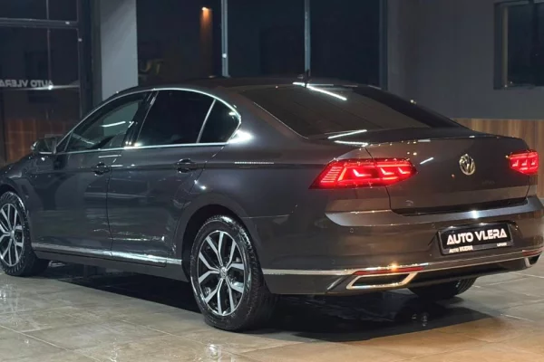 Makina ne shitje ne Prishtine, Volkswagen, 2020 Diesel,Kambio Automatik Pagesa 19,800  Euro.