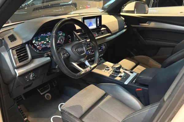 Makina ne shitje ne Prishtine, Audi, 2017 Diesel,Kambio Automatik Pagesa 27,900  Euro.