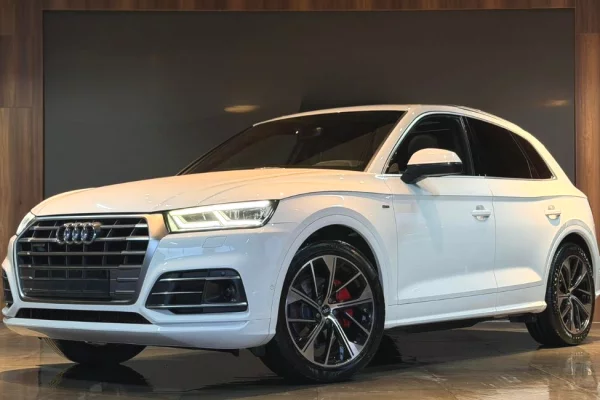 Makina ne shitje ne Prishtine, Audi, 2017 Diesel,Kambio Automatik Pagesa 27,900  Euro.