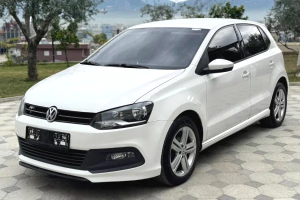 Makina ne shitje ne Tirane - 6,700 Euro