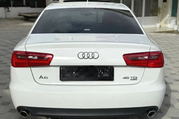 Auto in Vendita a Durazzo, Audi, 2014 Diesel,Kambio Automatik Pagamento 8,500  Euro.