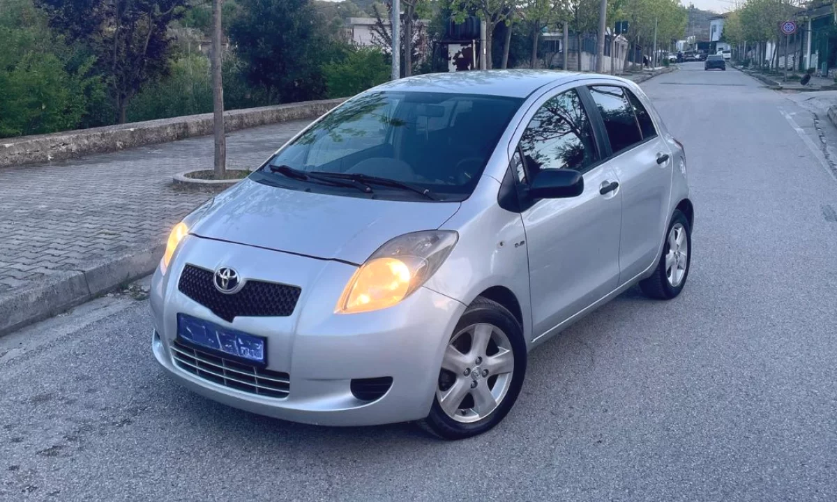Makina ne shitje ne Tirane, Toyota, 2007 Diesel,Kambio Manual Pagesa 355,000  Leke.