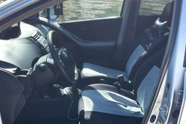 Makina ne shitje ne Tirane, Toyota, 2007 Diesel,Kambio Manual Pagesa 355,000  Leke.