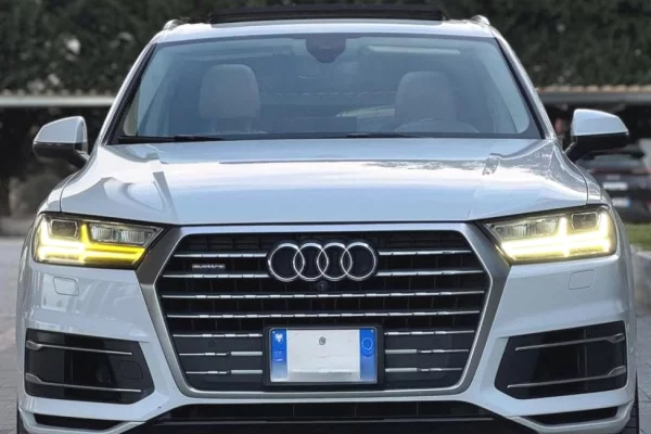 Makina ne shitje ne Tirane - 19,500 Euro