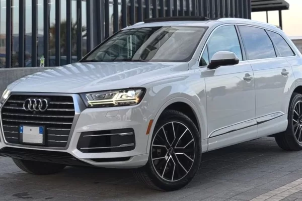 Makina ne shitje ne Tirane - 19,500 Euro