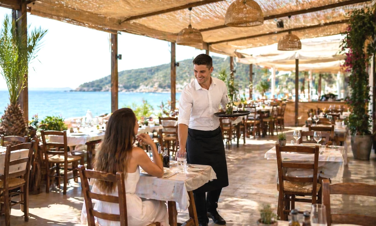 Njoftime Pune ne Vlore, Profesioni Kamarier, Ndihmës Ekonomiste , Fillestar/Pak eksperience, Pagesa Me Marreveshje.