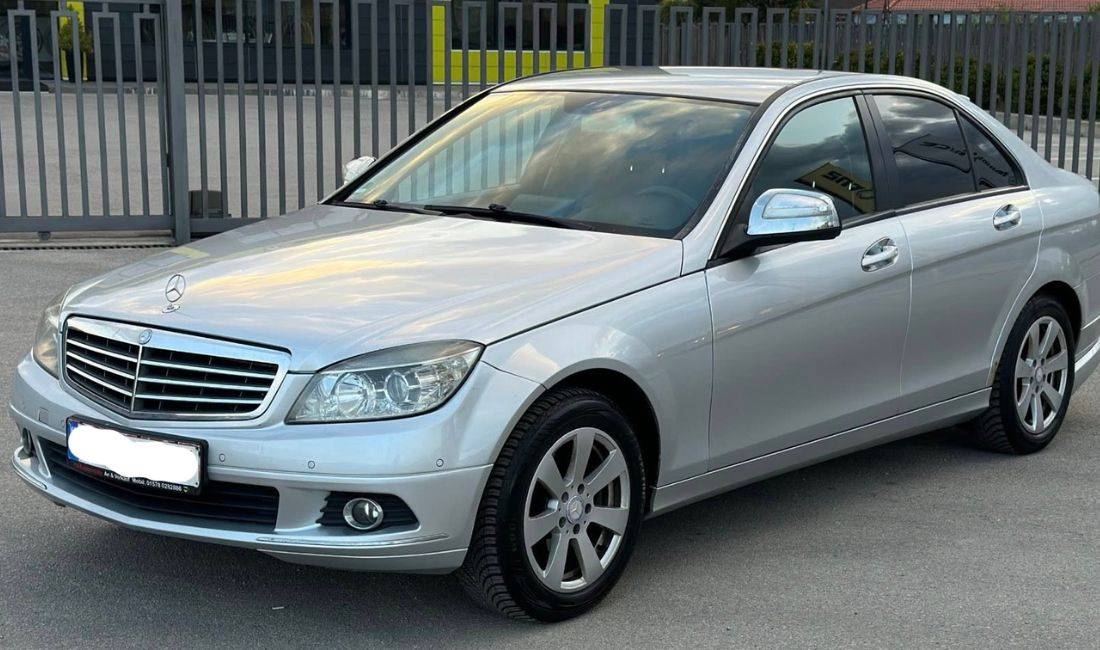 Makina ne shitje ne Tirane, Mercedes-Benz, 2008 Diesel,Kambio Automatik Pagesa 5,700  Euro.