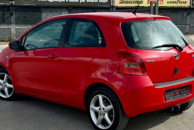 Auto in Vendita a Tirana, Toyota, 2006 Benzine,Kambio Automatik Pagamento 3,700  Euro.