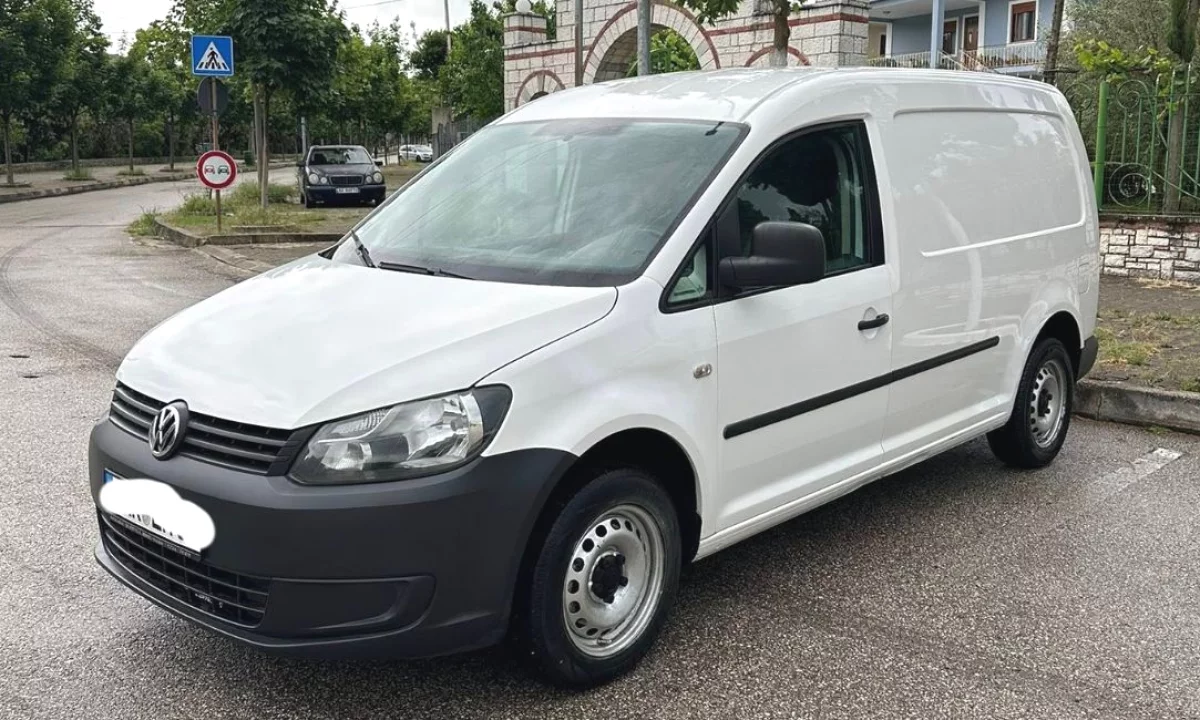 Makina ne shitje ne Vlore, Volkswagen, 2012 Diesel,Kambio Manual Pagesa 6,300  Euro.