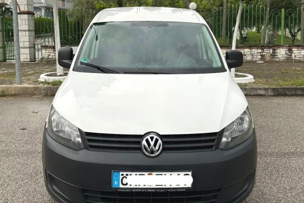 Makina ne shitje ne Vlore, Volkswagen, 2012 Diesel,Kambio Manual Pagesa 6,300  Euro.