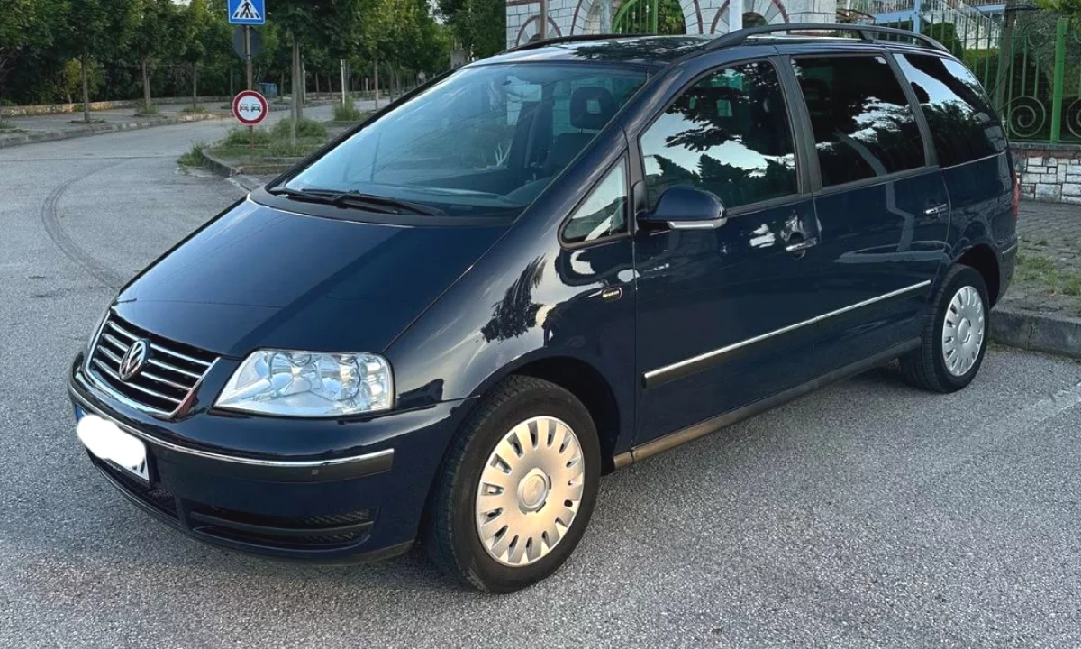 Makina ne shitje ne Vlore, Volkswagen, 2007 gasoline-gas,Kambio Manual Pagesa 4,800  Euro.