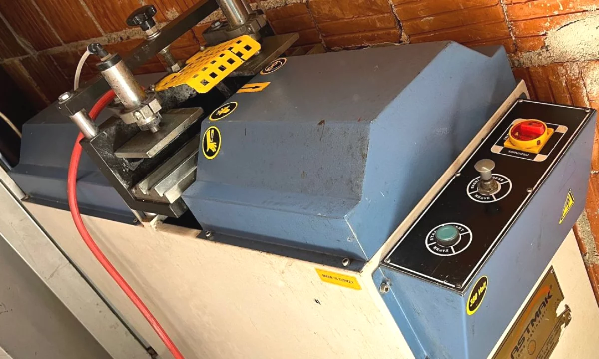 🏭🔧 SHITET KOMPLET SETI I MAKINAVE PER DYER & DRITARE PVC 