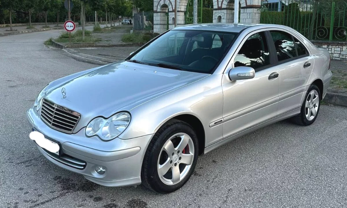 Cars For Sale In Vlora, Mercedes-Benz, 2005 Diesel,Kambio Manual Payme