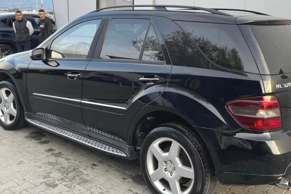 Auto in Vendita a Tirana, Mercedes-Benz, 2007 Diesel,Kambio Automatik Pagamento 3,500  Euro.