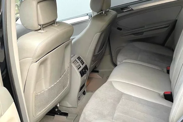 Auto in Vendita a Tirana, Mercedes-Benz, 2007 Diesel,Kambio Automatik Pagamento 3,500  Euro.