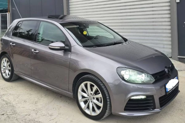 Auto in Vendita a Durazzo - 6,300 Euro