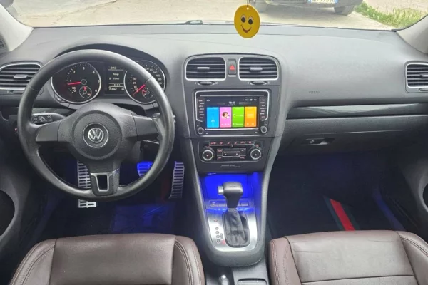 Auto in Vendita a Durazzo, Volkswagen, 2010 Diesel,Kambio Automatik Pagamento 6,300  Euro.