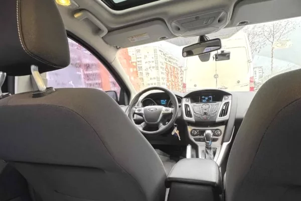 Auto in Vendita a Tirana, Ford, 2013 Diesel,Kambio Automatik Pagamento 5,000  Euro.