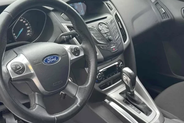 Auto in Vendita a Tirana, Ford, 2013 Diesel,Kambio Automatik Pagamento 5,000  Euro.