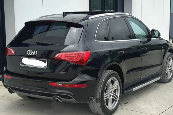 Makina ne shitje ne Tirane, Audi, 2010 Diesel,Kambio Automatik Pagesa 8,000  Euro.