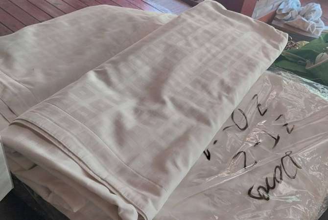 Different articles in Durres - 14 Euro