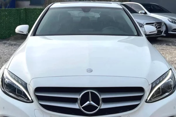 Cars for sale in Durres, Mercedes-Benz, 2016 Diesel,Kambio Automatik Payment 9,900  Euro.