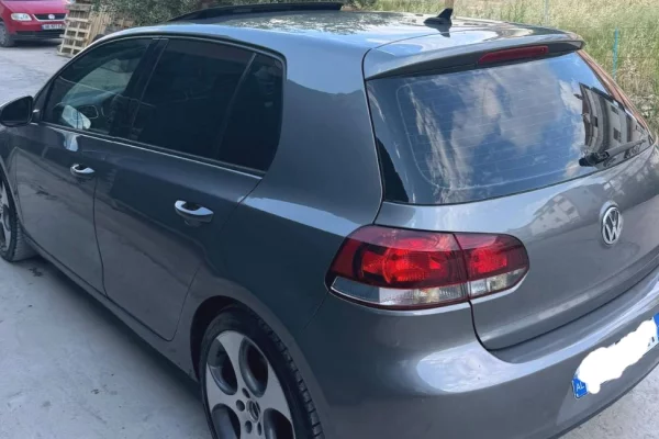 Cars for sale in Durres, Volkswagen, 2011 gasoline-gas,Kambio Automatik Payment 6,200  Euro.